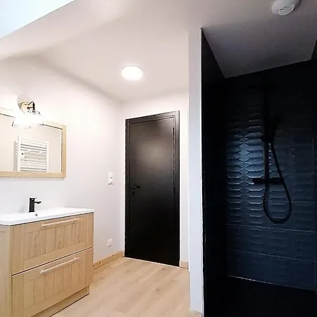 Le Nid Des Fees : 6 Personnes Apartment *